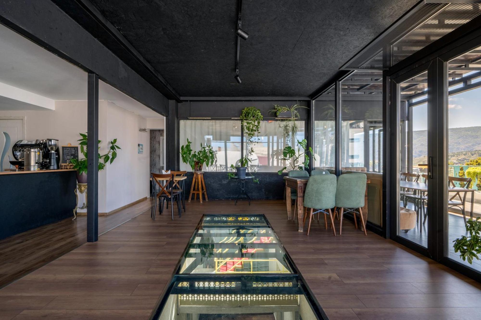 Hotel Tato & Coworking Space Tbilisi Zewnętrze zdjęcie